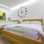 I Della Apartment