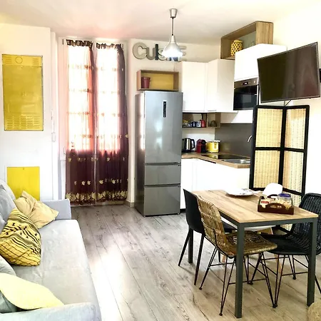 Apartamento I Della