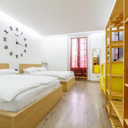 I Della Apartamento